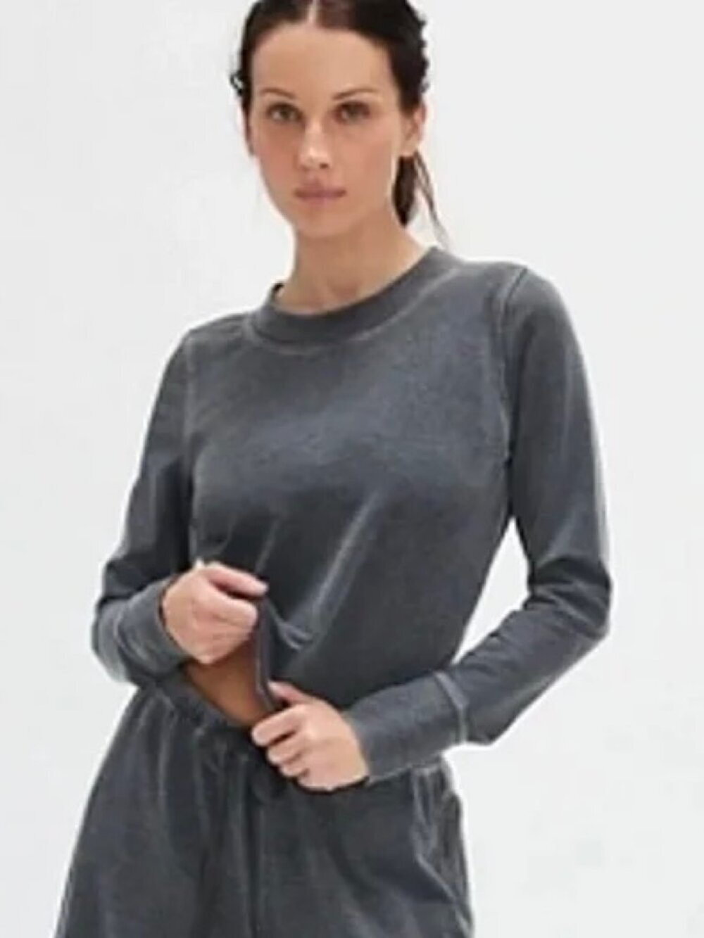 Intimately Free People Gray Long Sleeve Semi Cropped Lounge Top